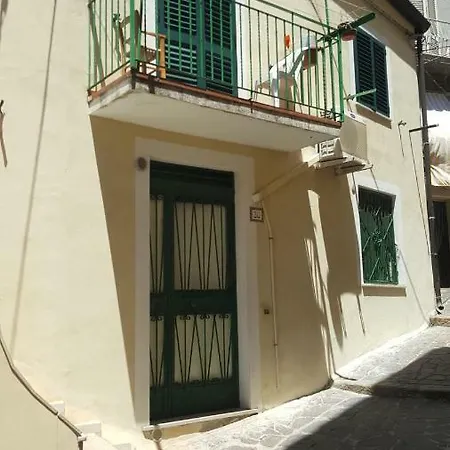 La Casa Di Antonio Vendégház *